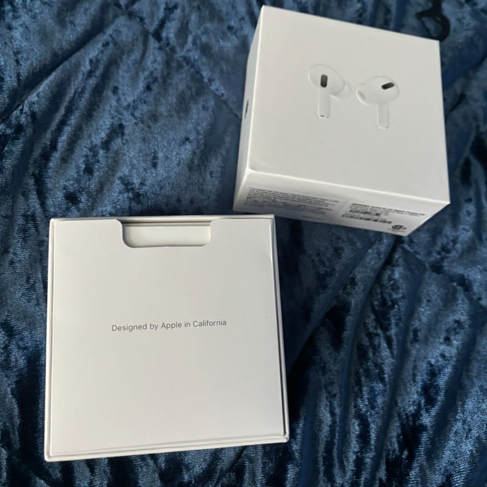 AirPods second generation - Picture 4 of 6